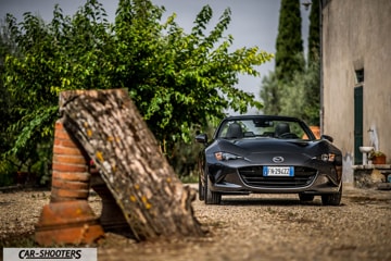 car_shooters_mazda-mx-5-cherry-edition-prova-su-strada_1