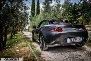 car_shooters_mazda-mx-5-cherry-edition-prova-su-strada_18