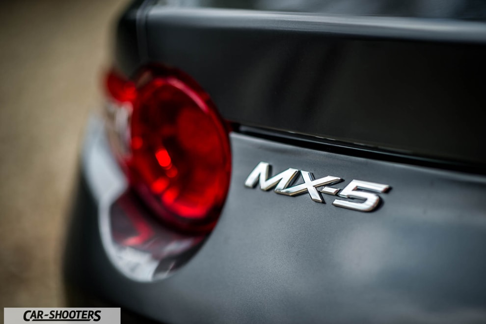 car_shooters_mazda-mx-5-cherry-edition-prova-su-strada_34