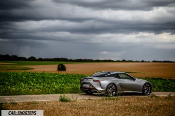 Lexus LC500h Prova Su Strada