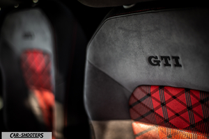 Volkswagen Golf Gti Tcr – interior, plaid pattern front seats
