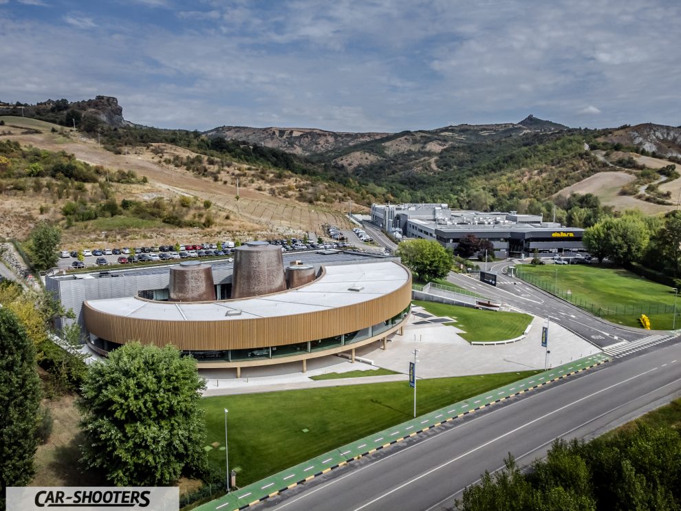 Car-Shooters Visitare Dallara Academy