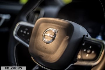 car-shooters-volvo-xc40-p8-prova-su-strada-17