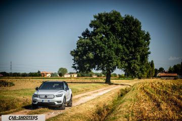 car-shooters-volvo-xc40-p8-prova-su-strada-43