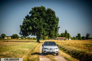 car-shooters-volvo-xc40-p8-prova-su-strada-44