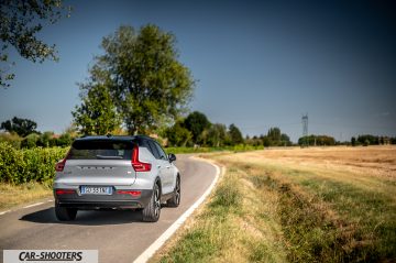 car-shooters-volvo-xc40-p8-prova-su-strada-52