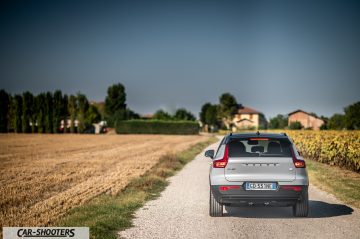 car-shooters-volvo-xc40-p8-prova-su-strada-56