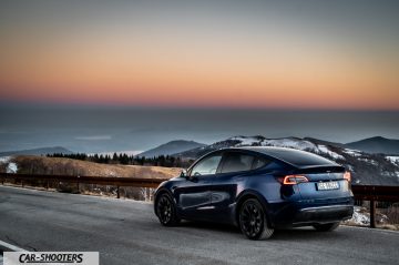 Tesla Model Y Prova su Strada