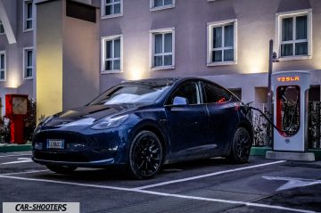 Tesla Model Y Prova su Strada