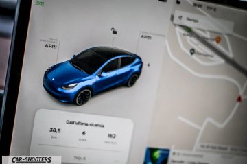 Tesla Model Y Prova su Strada