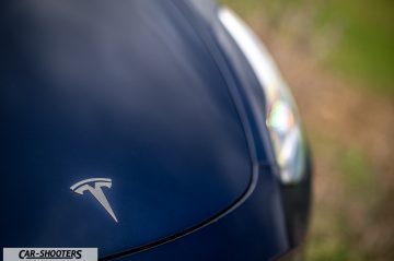 Tesla Model Y Prova su Strada