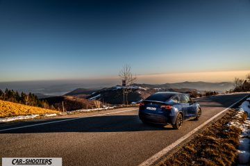 Tesla Model Y Prova su Strada