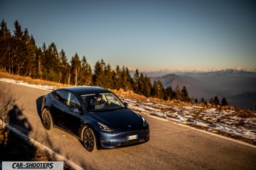 Tesla Model Y Prova su Strada