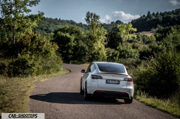 Tesla Model Y Performance Prova su Strada