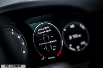 car-shooters-porsche-911-turbo-cabrio-prova-su-strada-16